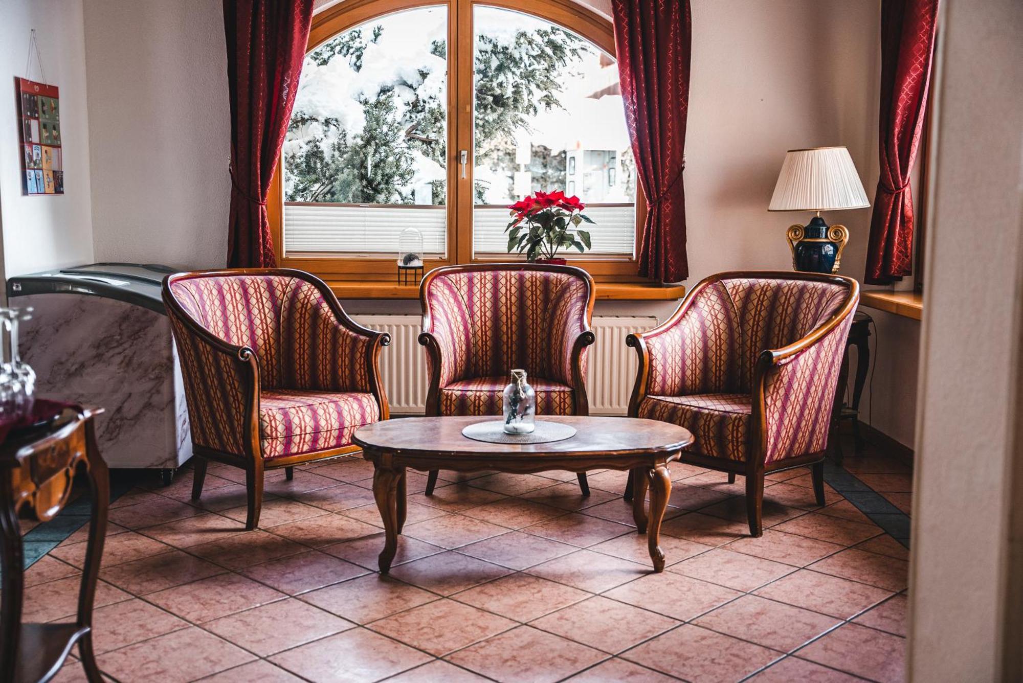 Hotel Guesthouse Dalnig Bad Kleinkirchheim Bagian luar foto